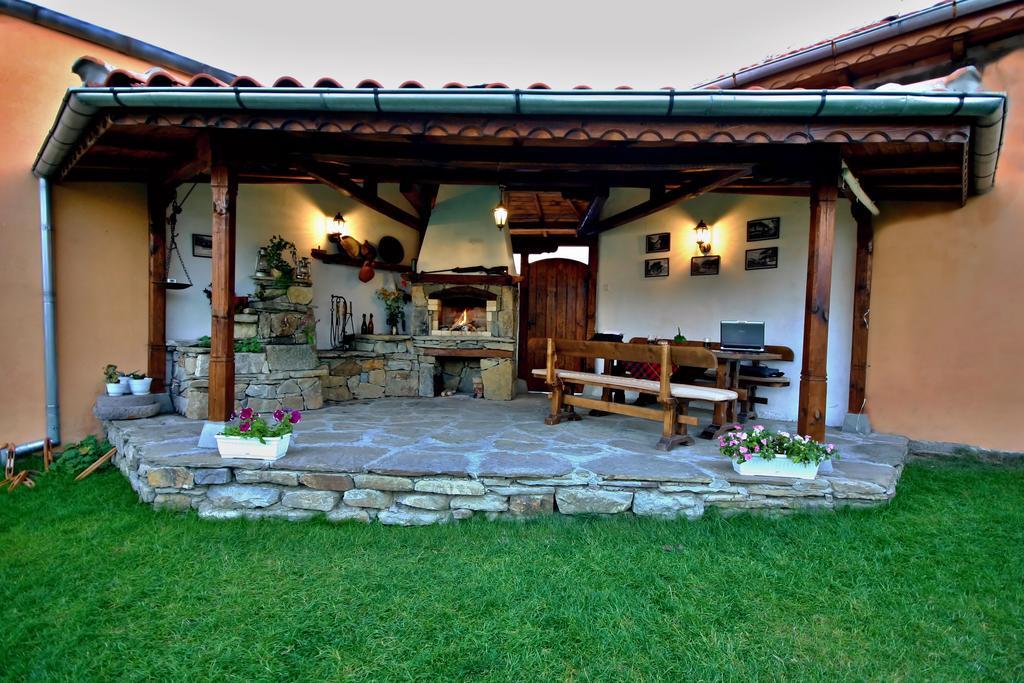 Private 4Br-2Ba Guest House Dryanovo With Pool And Free Parking Eksteriør billede